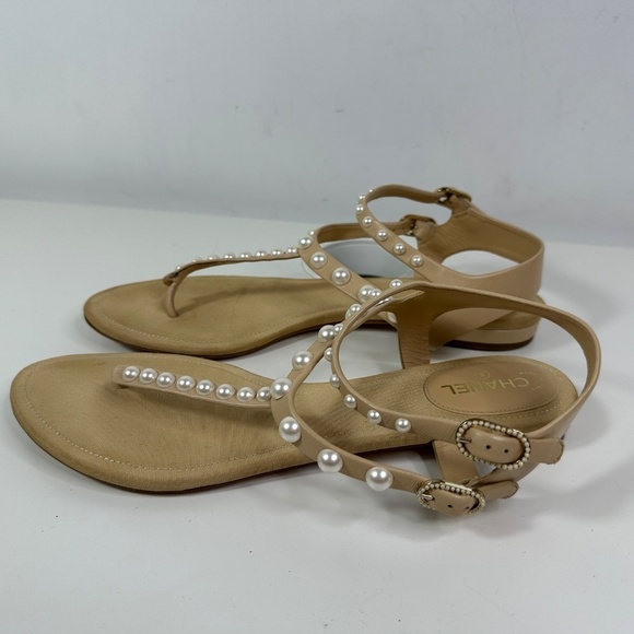 CHANEL Faux Pearl Thong Flat Beige Sandal Women's Size 39 1/2 With Box - Picture 11 of 16